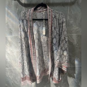 Max Studio 3X kimono